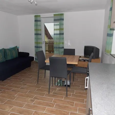 Apartment Hofmann Strueth 3 *