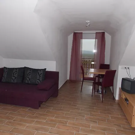 Hofmann Strueth 3 *